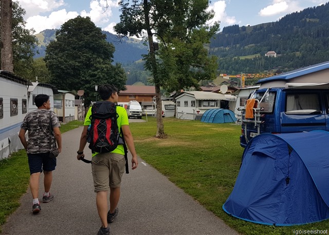 Walk from Gstaad to Saanen 