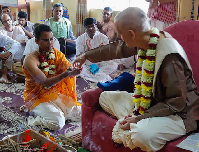 Sankarshan Das initiation ceremony-Sakshi Gopal Das (Sandeep)