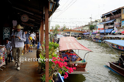 เที่ยวไทย - ตลาดน้ำอัมพวา จังหวัดสมุทรสงคราม Travel Thailand - Amphawa Floating Market, Samut Songkhram Province.