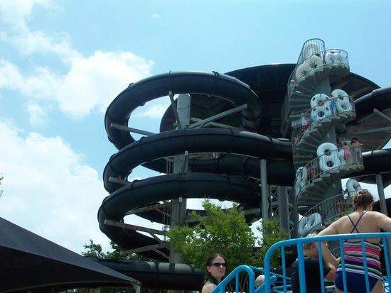 Black Hole Hurricane Harbor7