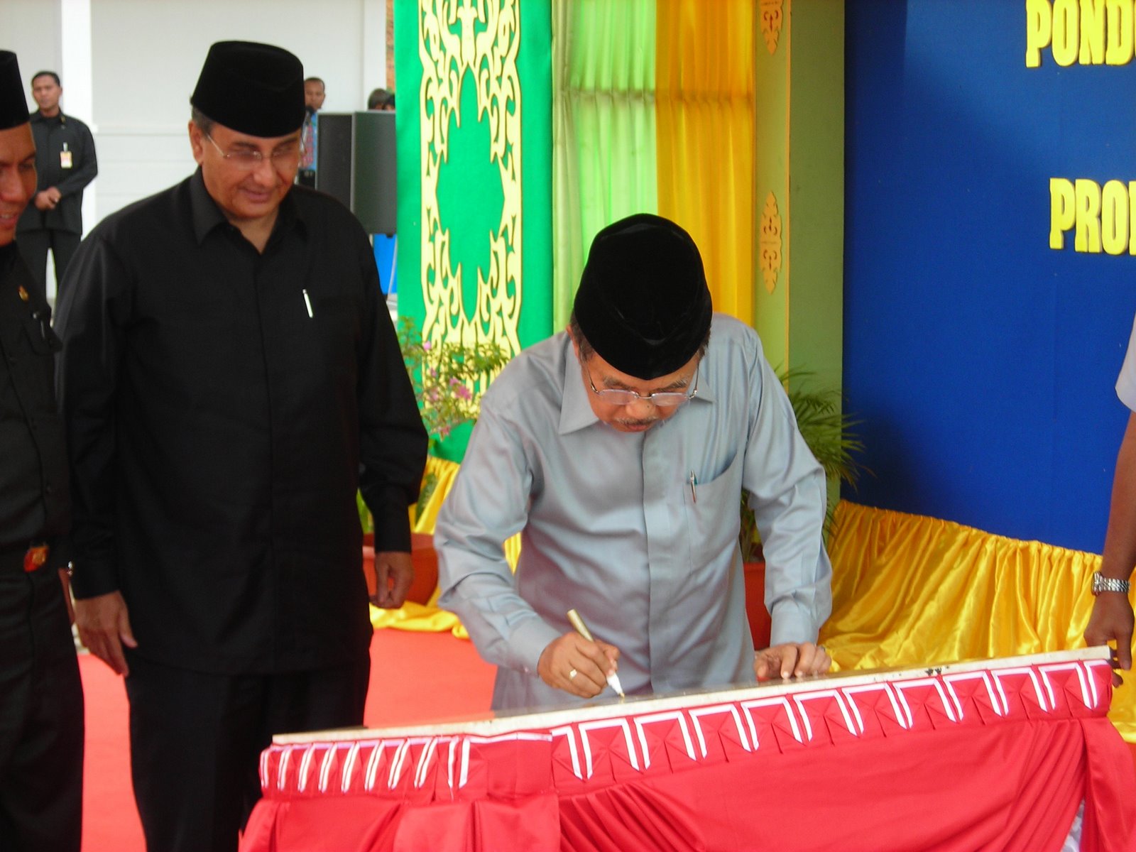 Pondok Pesantren Madani  Ceruk Ijuk Kab.Bintan