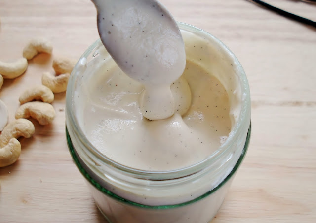 Vanilla Cashew Cream in a jar.