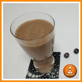 Batido-detox-platano-uvas-lino