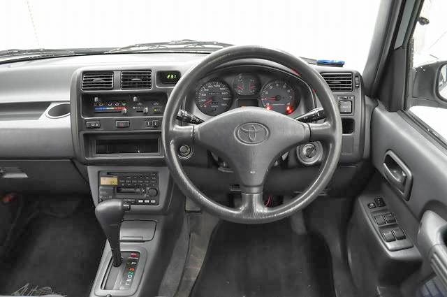 1995 Toyota RAV4 J V 4WD for Tanzania Dar es salaam