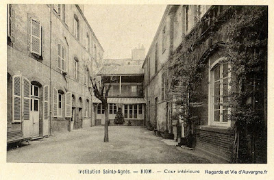 photo  Institution Sainte-Agnès, Riom, Puy-de-Dôme.