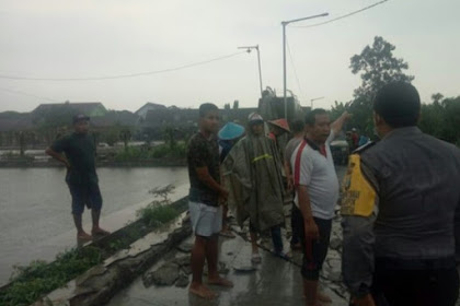 Tertimpa Tembok Roboh, Bocah 10 Tahun di Blitar Tewas