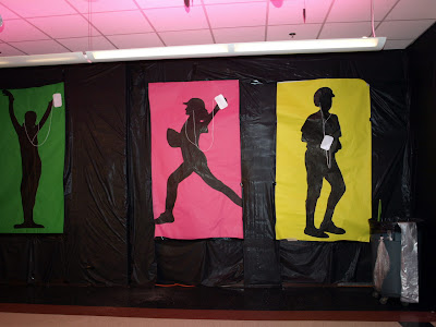 Ipod  on Then On All The Walls There Were Silhouettes From The Ipod Ads