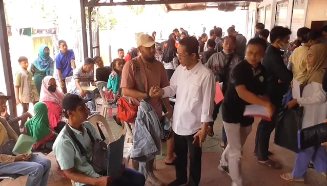 Amsakar Minta Disdukcapil Batam Melakukan Terobosan Agar Pelayanan Bisa Lebih Cepat