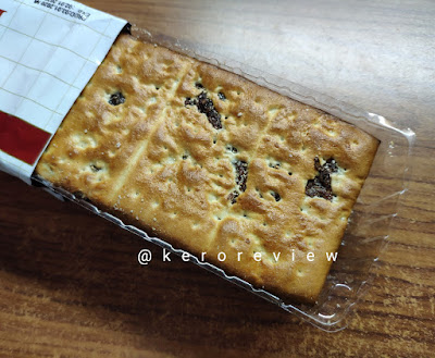 รีวิว คงหงวน ขนมปังกรอบผสมลูกเกด (CR) Review Sultana Biscuits, Khong Guan Brand.
