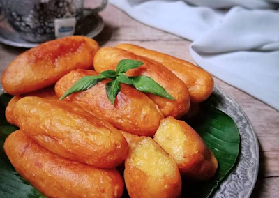 Timus ubi, atau lebih dikenal dengan istilah "sweet potato fries," adalah hidangan yang populer dan lezat. Dengan tekstur renyah di luar dan lembut di dalam, timus ubi menjadi alternatif yang sehat dan nikmat untuk kentang goreng. Dalam artikel ini, kami akan membagikan 8 resep variasi timus ubi yang berbeda, sehingga Anda dapat menikmati hidangan yang menggugah selera dengan rasa manis ubi yang khas.