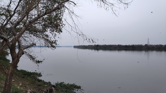 On the banks of river wainganga