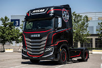 Iveco S-Way Fit Cab Concept (2019) Front Side 1