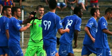 Amical: FC Universitatea Craiova - ACS Municipal Craiova Joi de la ora 16.30, la Calafat