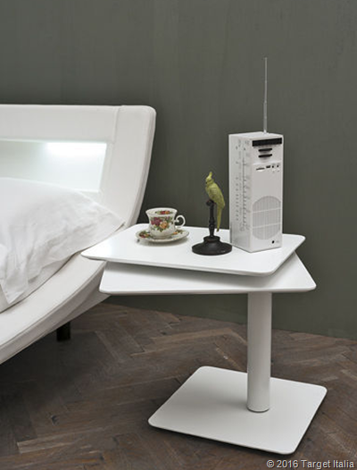 mesa de noche para el dormitorio