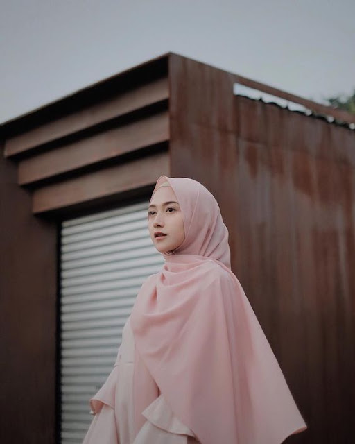 Tutorial Jilbab Pashmina Simple dan Praktis