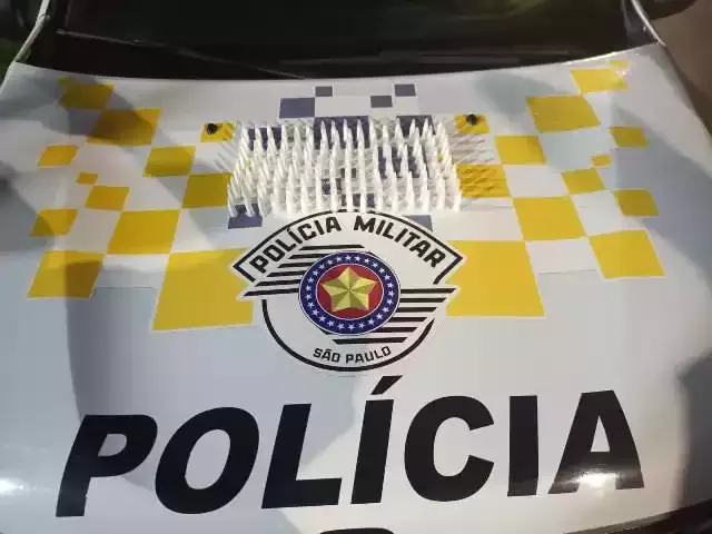 Policiais rodoviários apreendem mais de 140 ependorfs de cocaína durante ação na Padre Manoel da Nóbrega