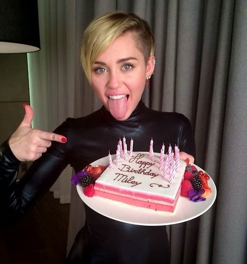 Miley Cyrus 21st birthday cake