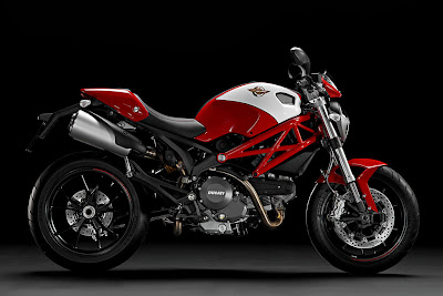 2011 Ducati Monster 796 Red White Edition