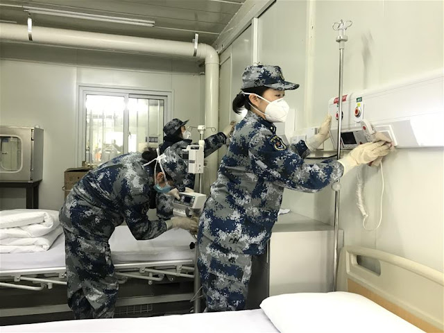 Hospital Huoshenshan - Verificações finais de agentes