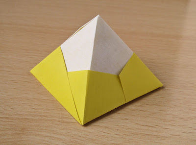 Origami, Piramide Bronzea - Bronze pyramid by Francesco Guarnieri