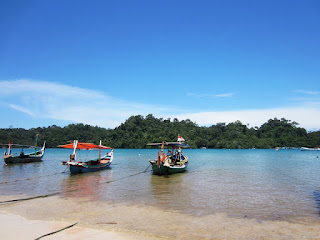 Surga Dunia Pantai Sendang Biru,Malang