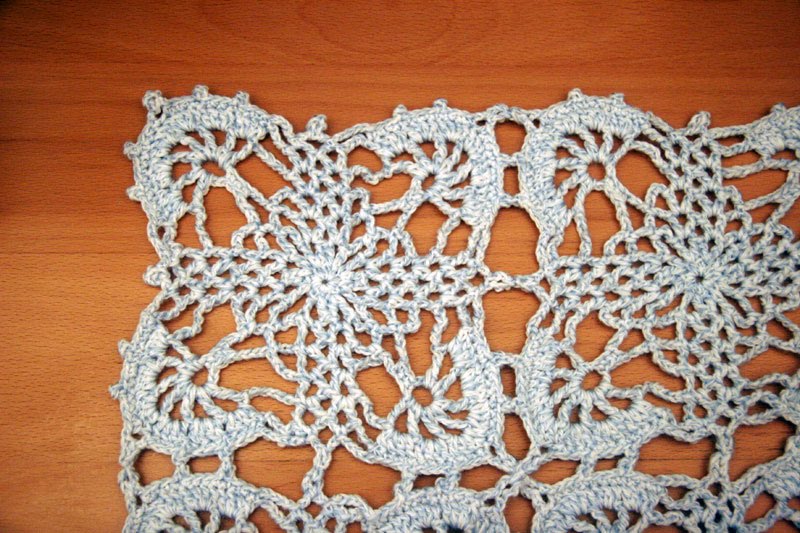 Made In Charmyheim かぎ編み 十字架のモチーフおくるみ Crochet Cross Motif Baby Blanket
