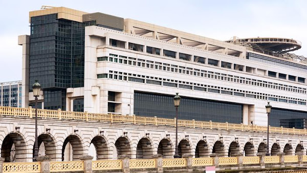 «D'où vient l'argent ?» Bercy répond à la question que tout le monde se pose depuis 18 mois