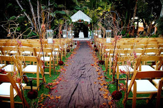 wedding aisle decorations with tulle