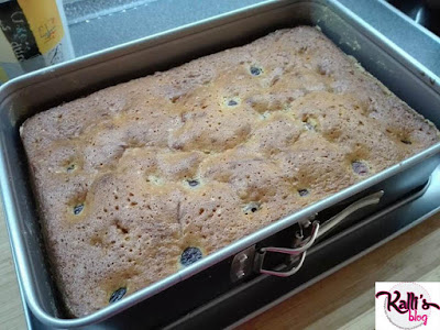 Μαλακό κέικ με κεράσια! Συνταγή. Kalli's blog