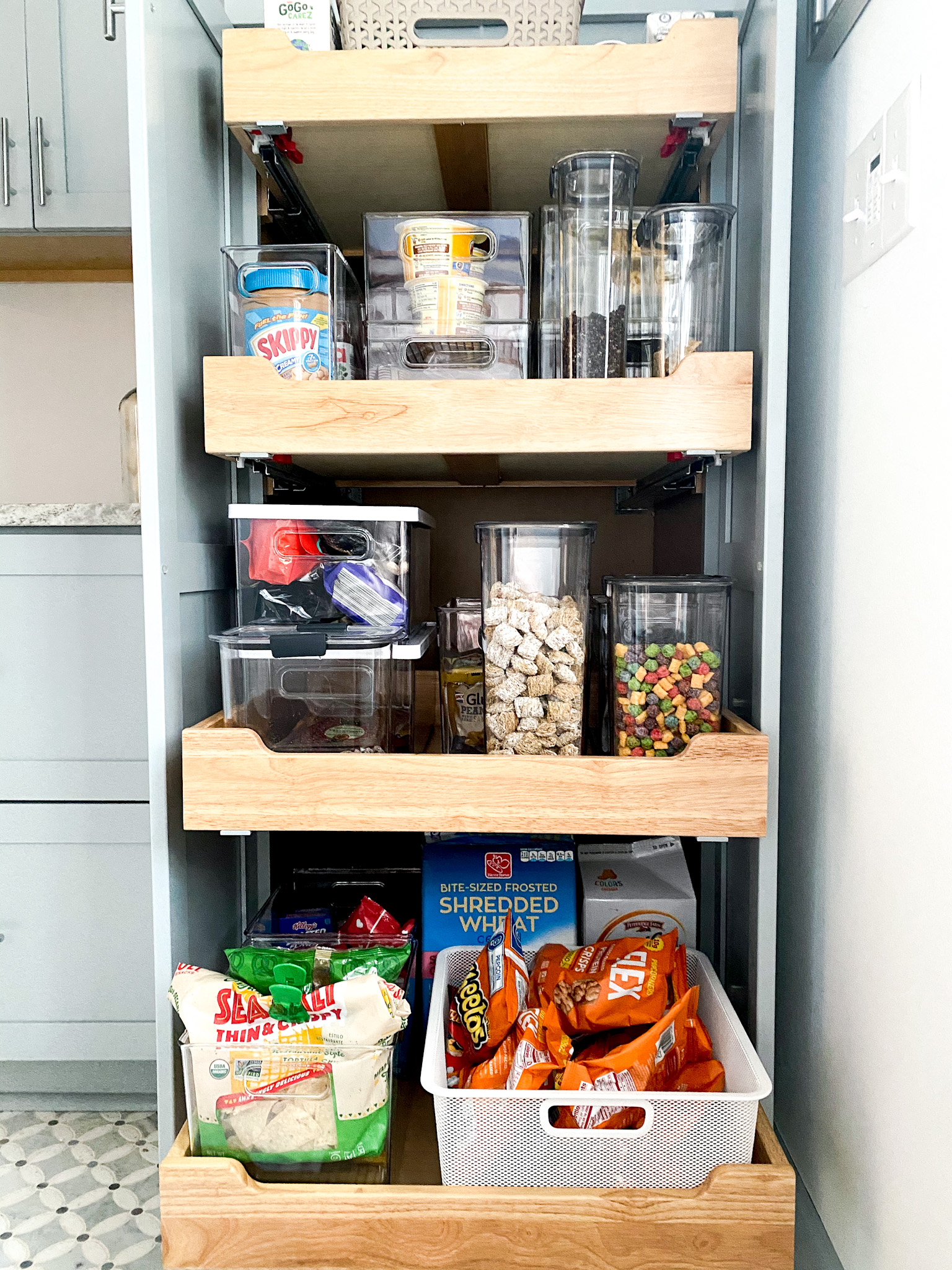 Everything You Need To Know About Designing and Organizing A Pantry and Laundry Room