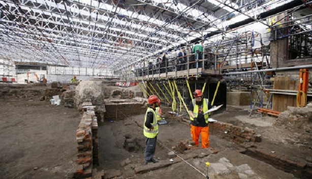 Dig at theatre where Shakespeare worked uncovers a surprise