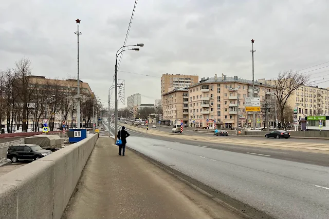 Матросский мост, улица Стромынка