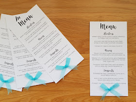 Click to find out how to make gorgeous DIY wedding place names and menus!