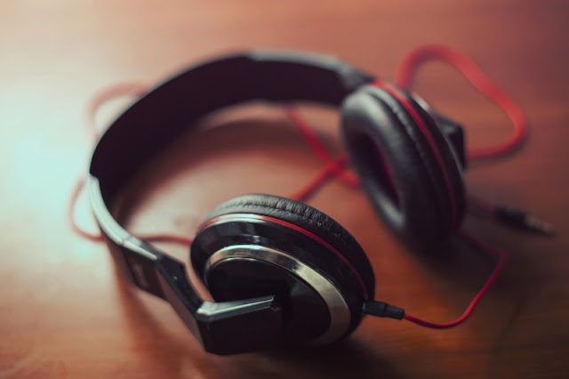 best headphones under $100