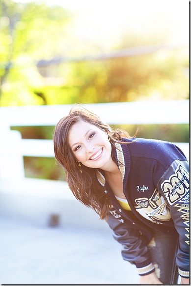 Taylor Whitney   157j rep