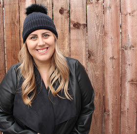 Black Pom Pom Beanie