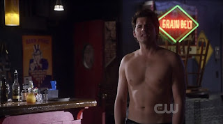 Kristoffer Polaha Shirtless on Life Unexpected s1e06