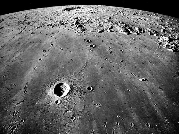 Los Increíbles Secretos de la Luna Según el Dr. Ángel Luis Fernández 