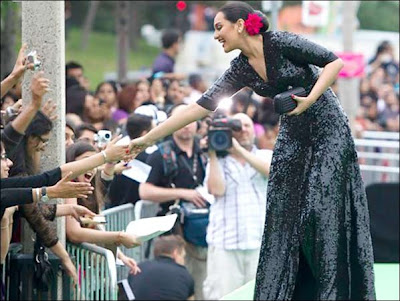 Fashion by Beauties at IIFA Awards 2011