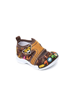 http://www.myntra.com/flats/kittens/kittens-boys-brown-printed-flat-shoes/743152/buy?src=search&uq=false&q=footwear&p=16