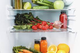 HOW TO KEEP FOOD FRESH AND SAFE DURING A POWER OUTAGE