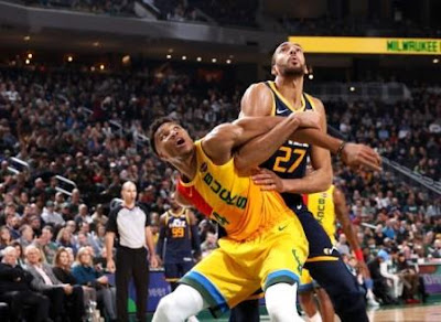 trik rebound, tips rebound, nba, tips berlatih rebound, boxout, box out, bola basket, permainan bola bsaket, dasar dasar bola basket, belajar rebound, Utah Jazz, Rudy Gobert, Giannis Antetokounmpo, Milwaukee Bucks, giannis dan rudy