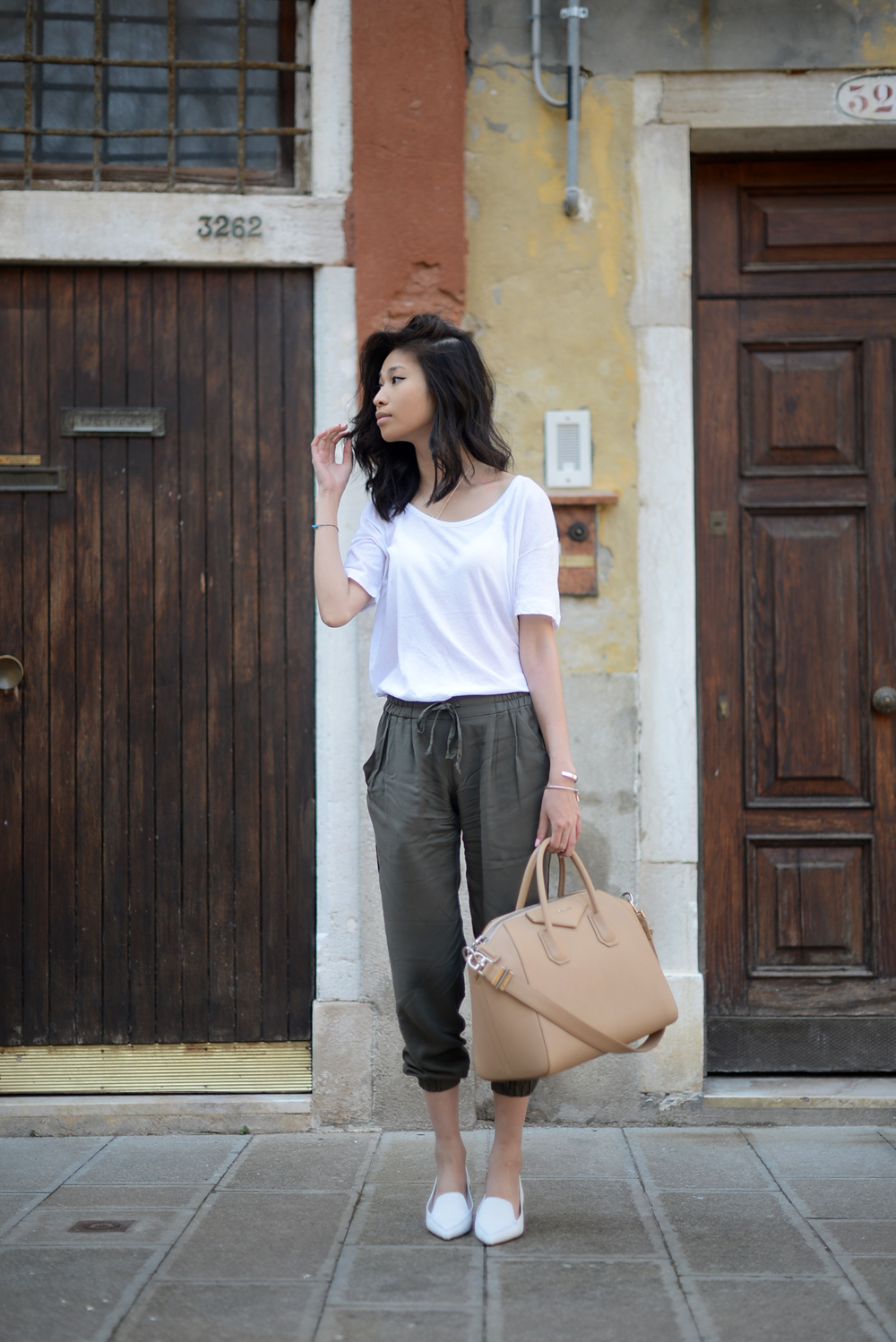 Olive Pants and Givenchy Antigona Beige