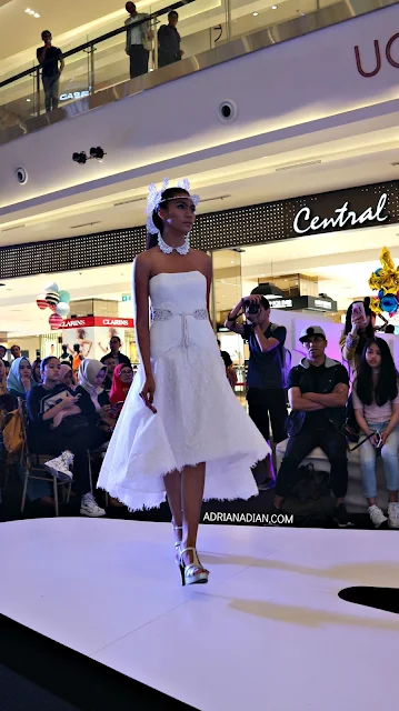 Neo In Style Fashion Show Runaway Neo Soho Mall YONSTUDIO by Yon Yulizar