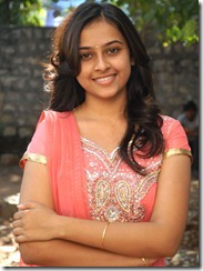 sri-divya-cute-in-churidar-pics