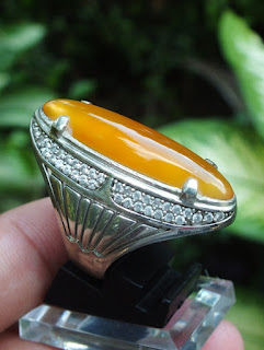 yellow chalcedony