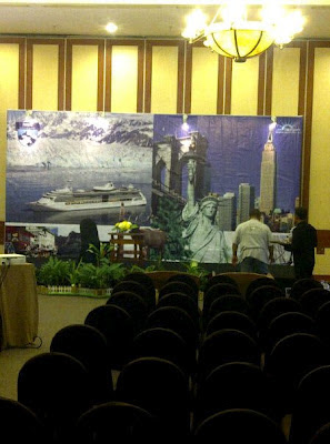 backdrop pameran