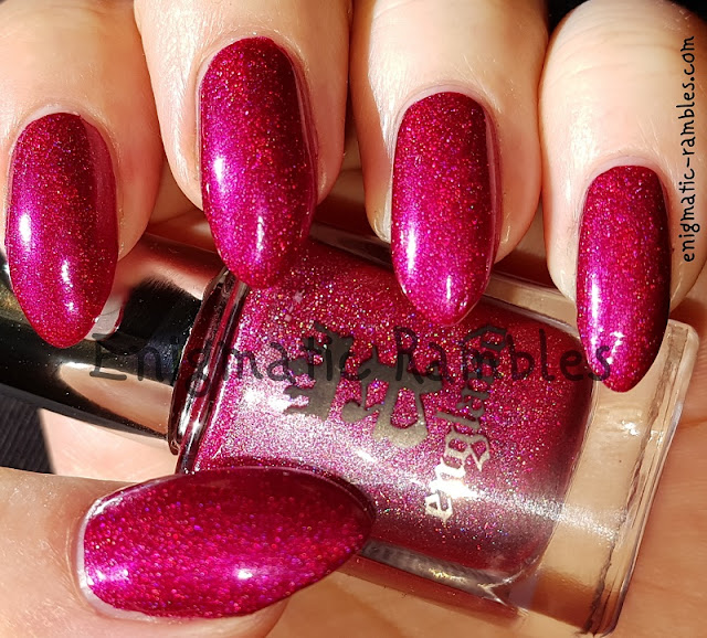 Swatch: A-England-Peaseblossom-A-Fairy-Shakespeares-Fairies-Collection