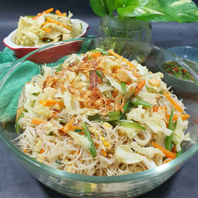 Aneka Resep Mudah Membuat Bihun Goreng Super Enak dan Simple - Kuliner Mantap