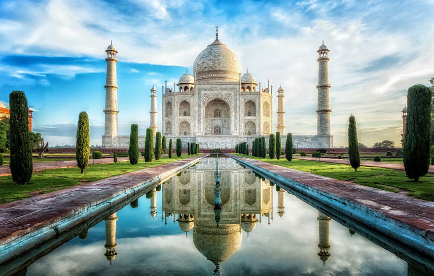 Travel Expectations Vs Reality (20+ Pics) - Checking Out The Breathtaking Glory Of The Taj Mahal, India